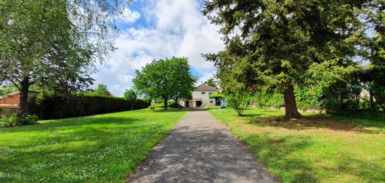 Vila Le Cagou Thésée Exteriér fotografie